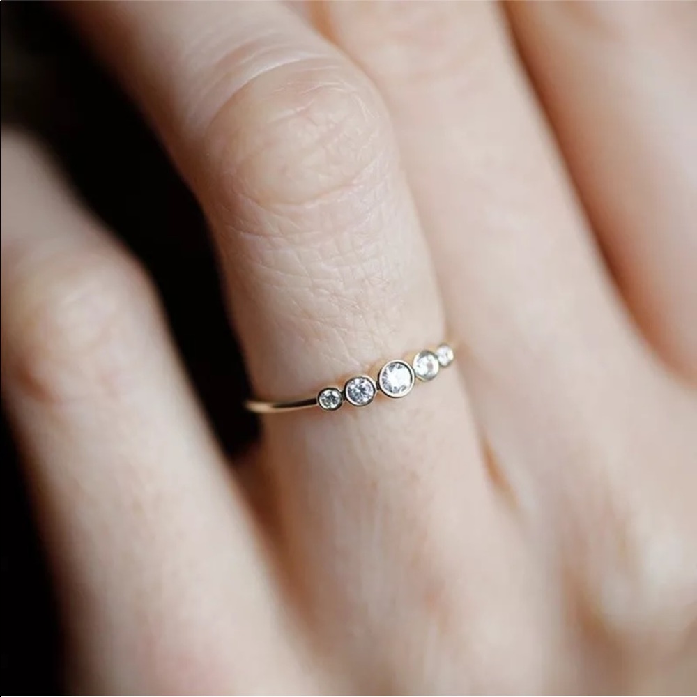 14k yellow gold diamond ring wedding band 5 stone - Picture 5 of 8